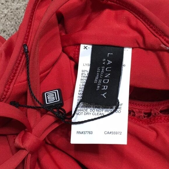 LAUNDRY red lace swimsuit. NWT - Picture 8 of 8